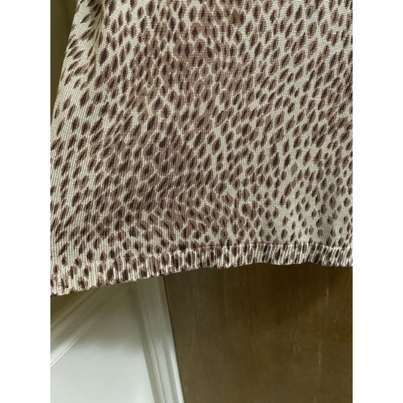 SILX 100% Silk Women's Leopard Print Stretch Blouse Size M Petite Short Sleeve - Picture 7 of 11